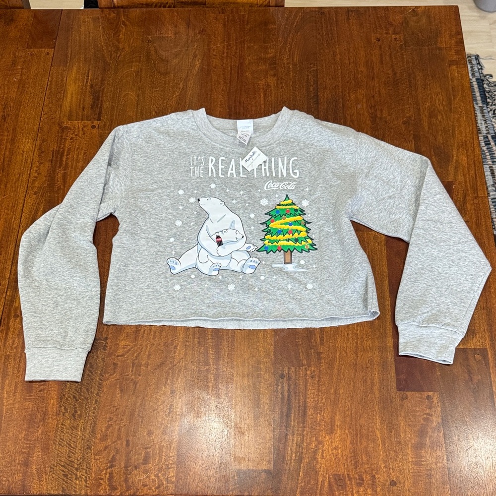 NWT Coca-Cola “It’s the Real Thing” Xmas Cropped Sweatshirt w/ Polar Bear & Tree